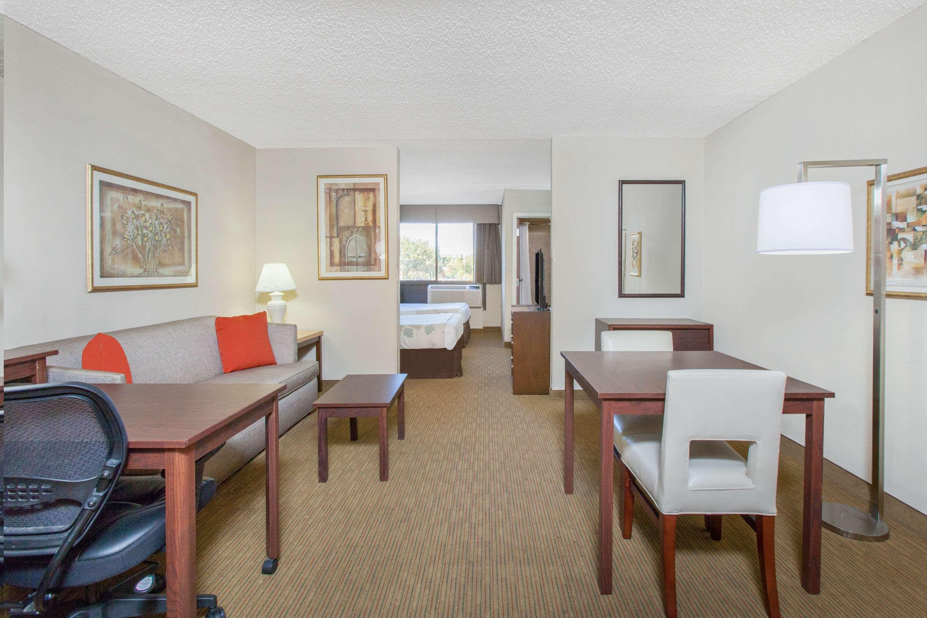 Hawthorn Suites Midwest City Esterno foto