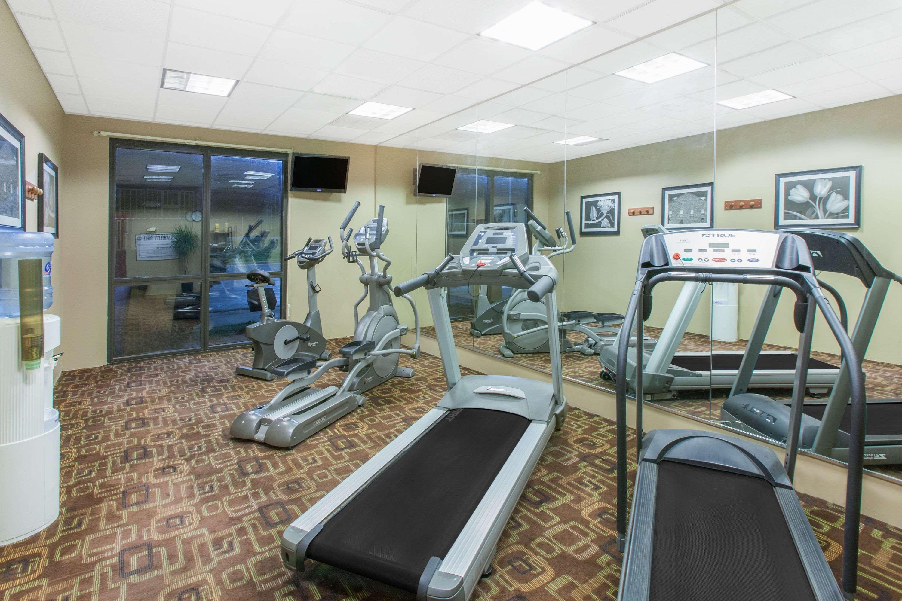 Hawthorn Suites Midwest City Esterno foto