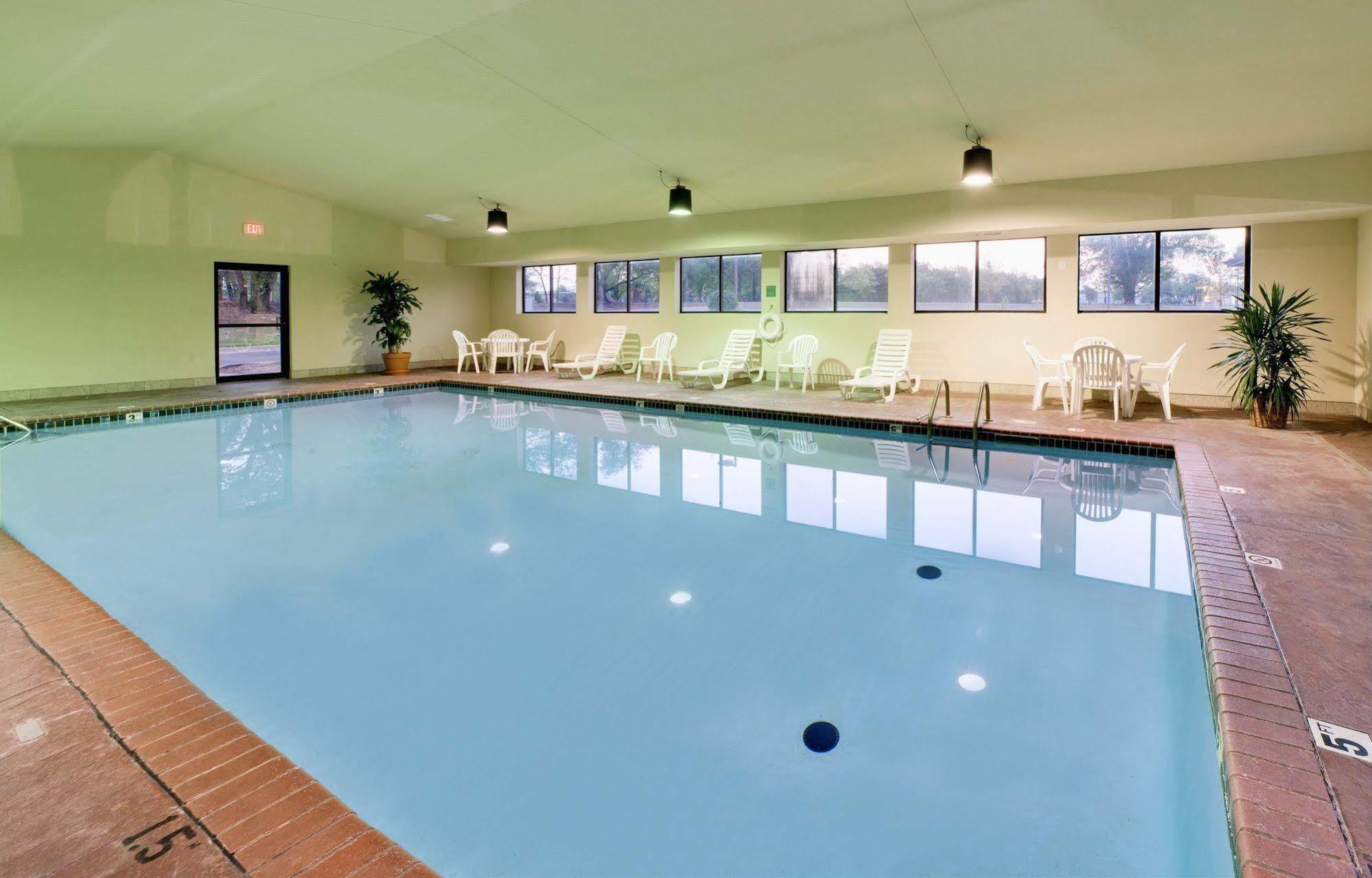 Hawthorn Suites Midwest City Esterno foto